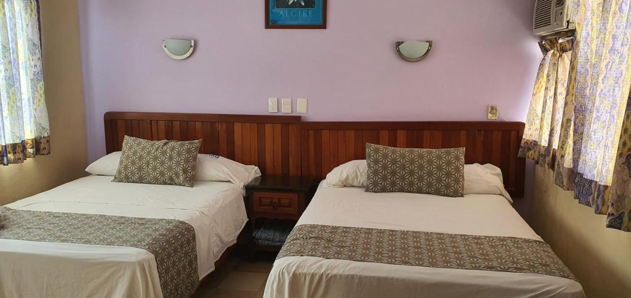 Hotel El Faro Malecon Веракруз Екстериор снимка