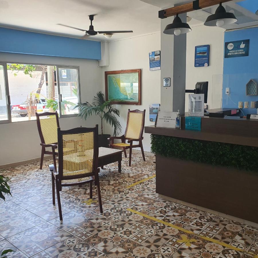 Hotel El Faro Malecon Веракруз Екстериор снимка