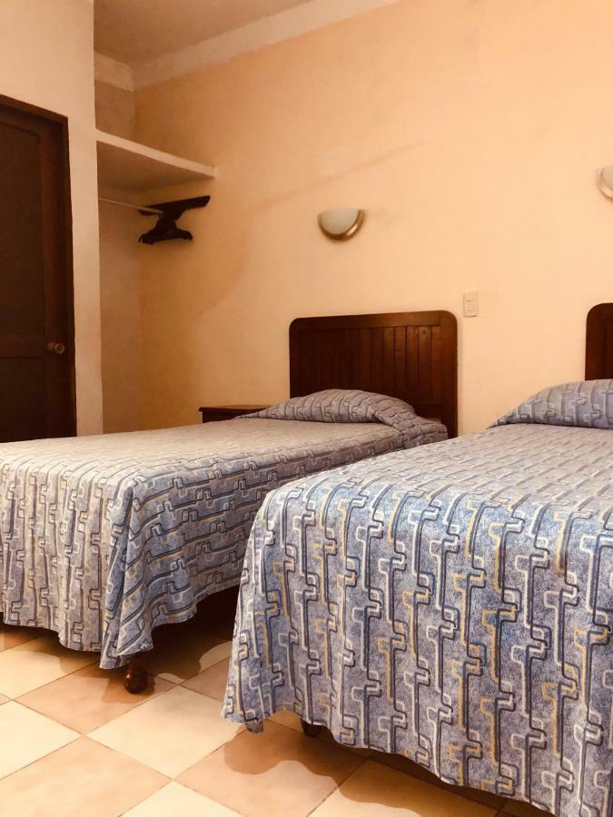 Hotel El Faro Malecon Веракруз Екстериор снимка