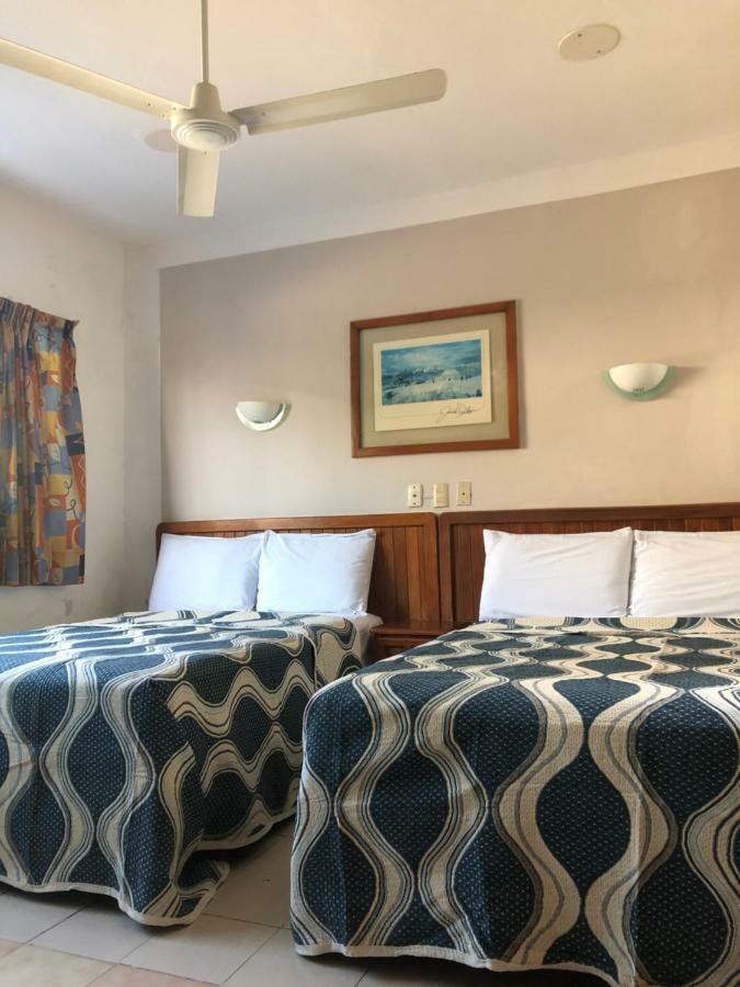 Hotel El Faro Malecon Веракруз Екстериор снимка