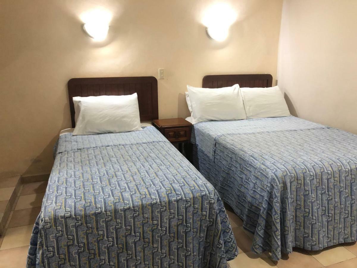 Hotel El Faro Malecon Веракруз Екстериор снимка